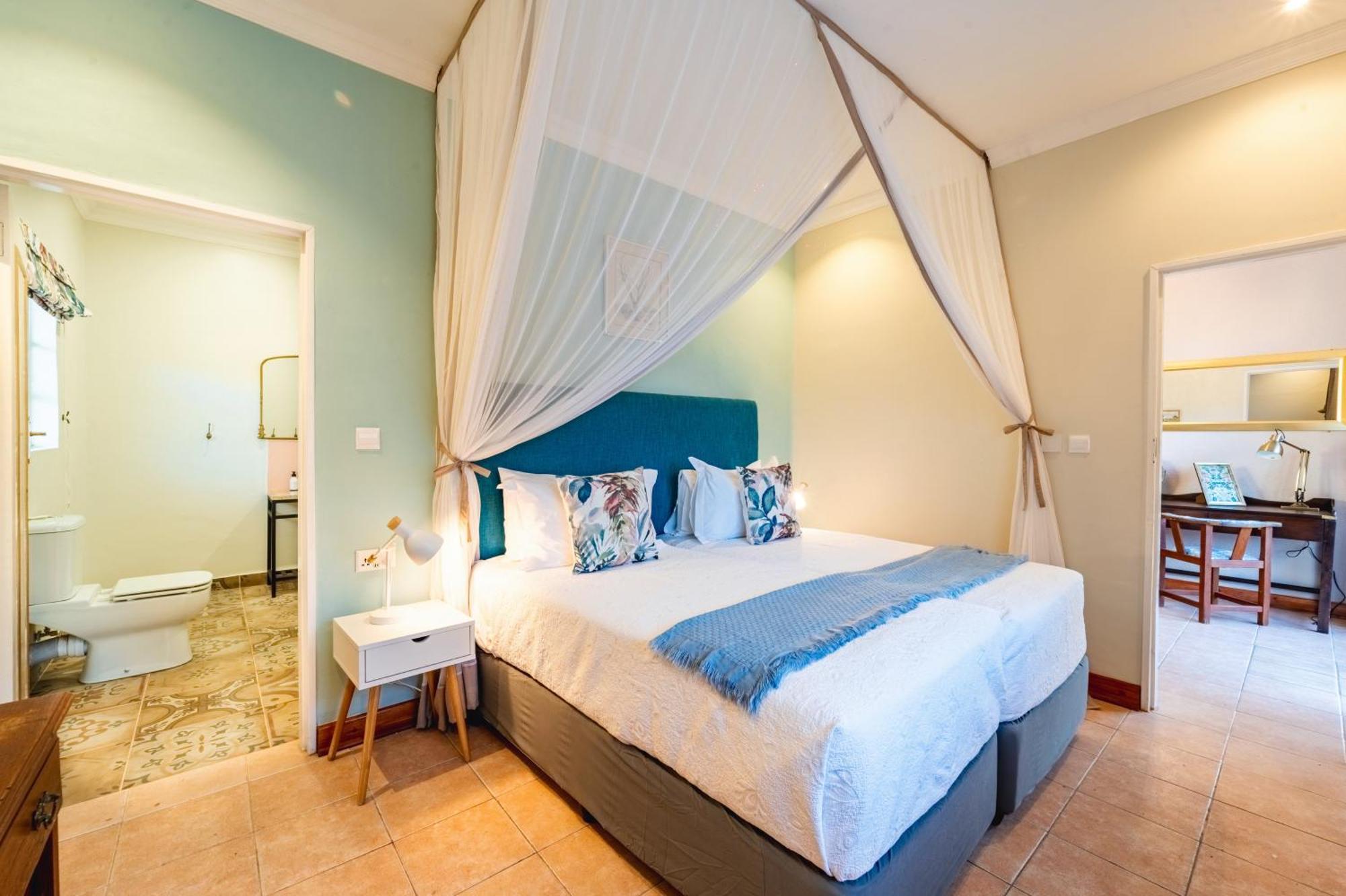 The Victorian Manor Bed & Breakfast Victoria Falls Exterior photo